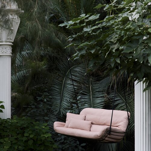 2024_FF-Tropenhaus_Leyasol-Lounge-Couch-Swing-Seat_hoch_300dpi.jpg
